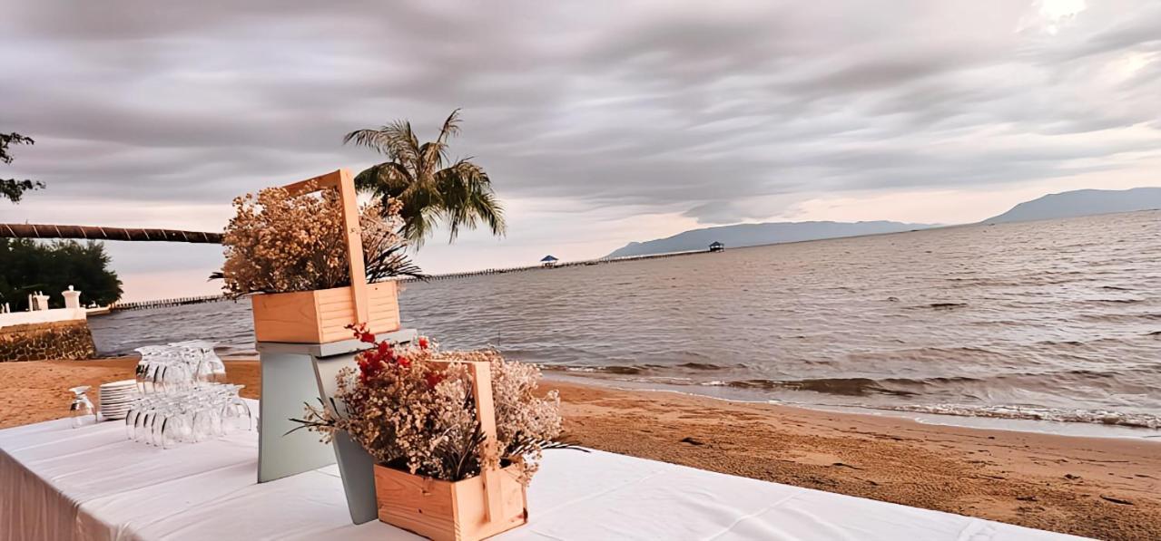 Nataya Round House Coral Bay Resort Kampot Buitenkant foto