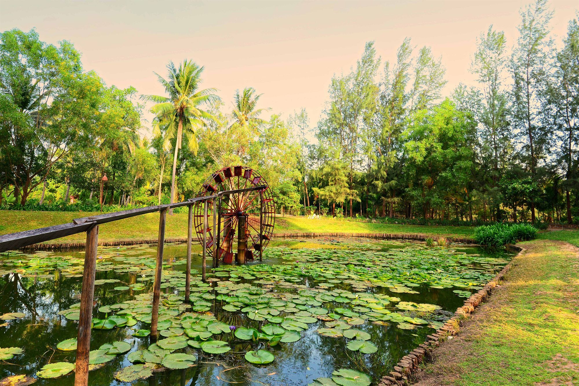 Nataya Round House Coral Bay Resort Kampot Buitenkant foto