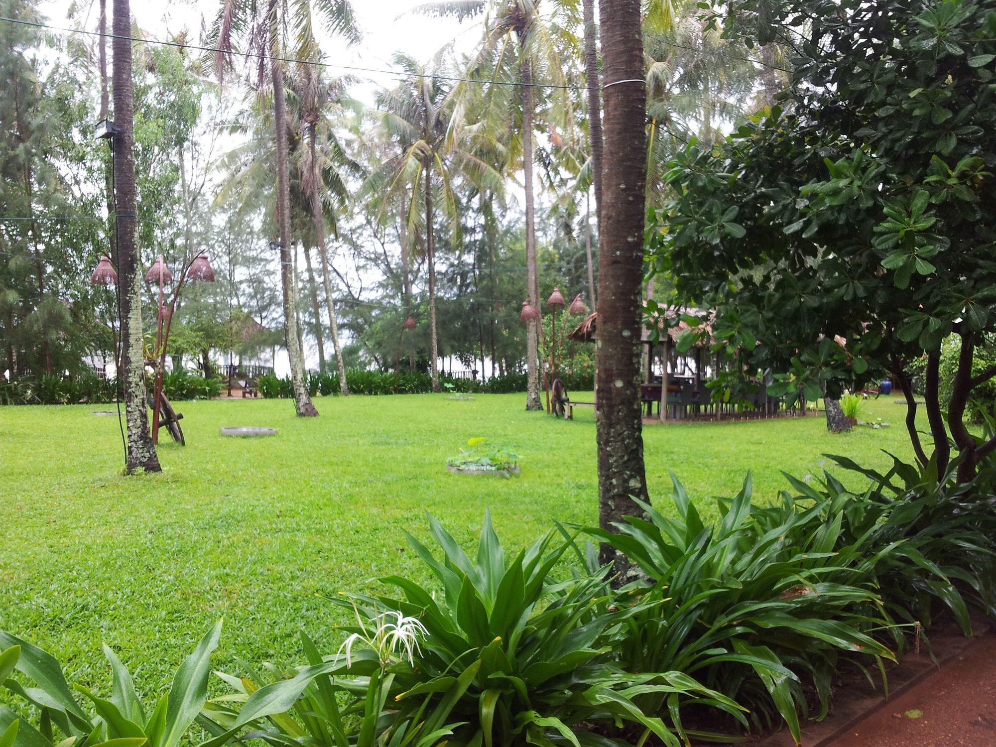 Nataya Round House Coral Bay Resort Kampot Buitenkant foto
