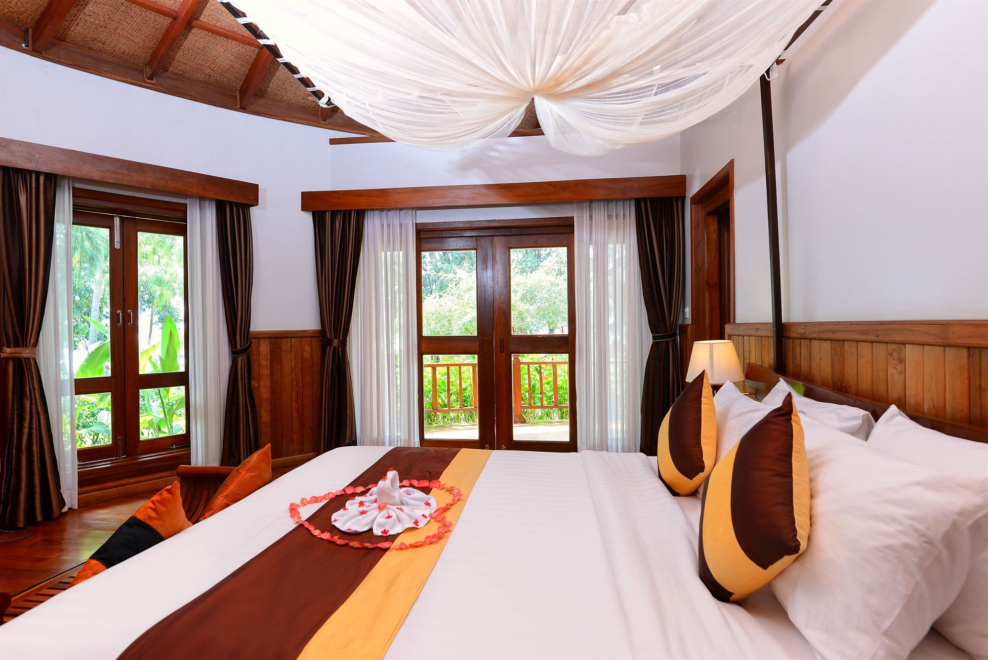 Nataya Round House Coral Bay Resort Kampot Buitenkant foto